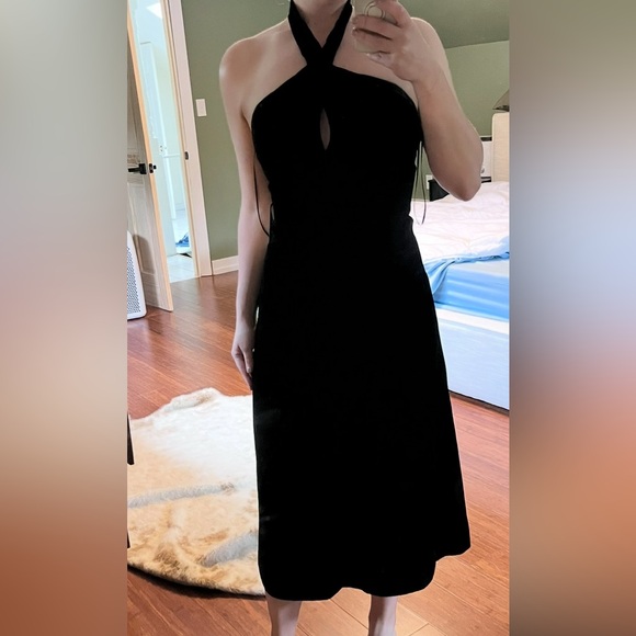 Ralph Lauren Dresses & Skirts - NWT Ralph Lauren Velvet Black Halther Midi Dress
